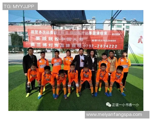 以中国足球球星之歌展现绿茵激情与荣耀梦想的辉煌篇章