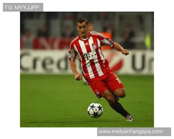 克洛泽经典头像展现绿茵传奇精神象征与永不熄灭的足球梦想